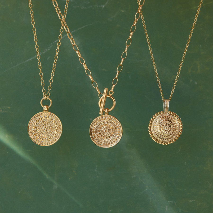 Sundara Pendant Necklace