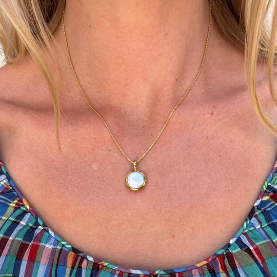 Coin Pearl Pendant Necklace