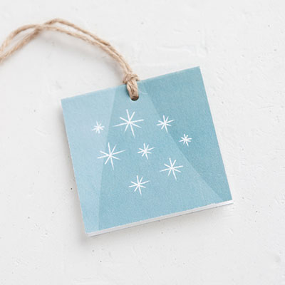 Deluxe Gift Wrap: Snowflakes Gift Tag