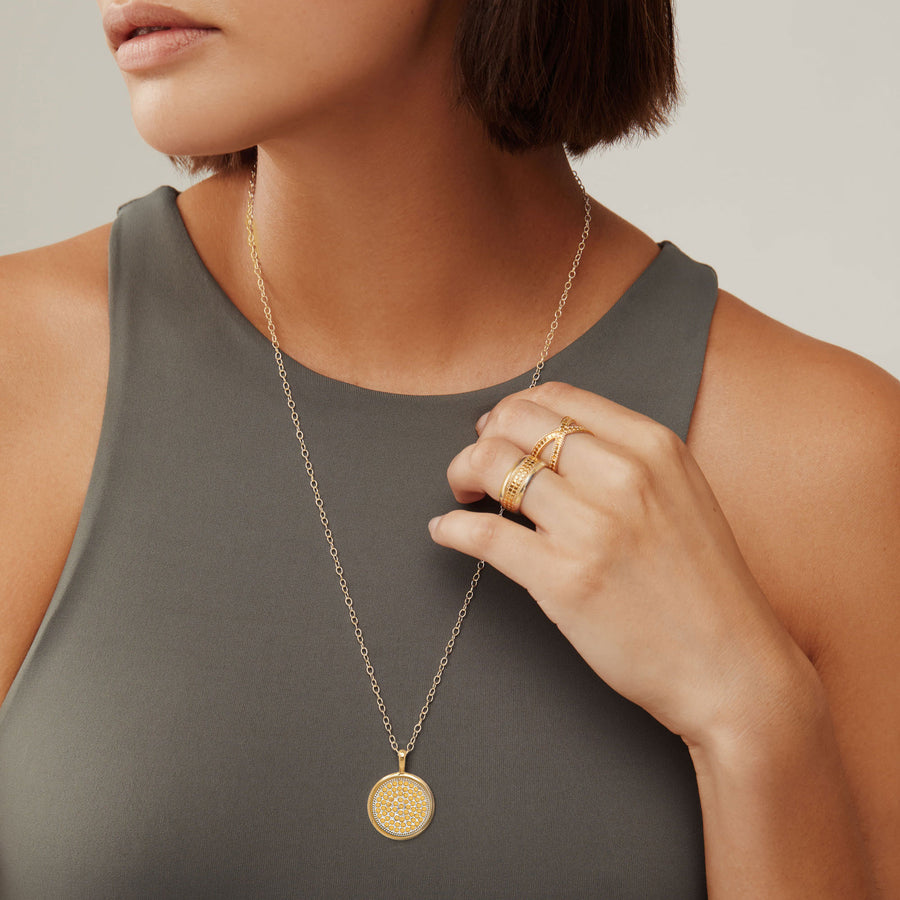 Classic Large Smooth Rim Circle Necklace - Gold
